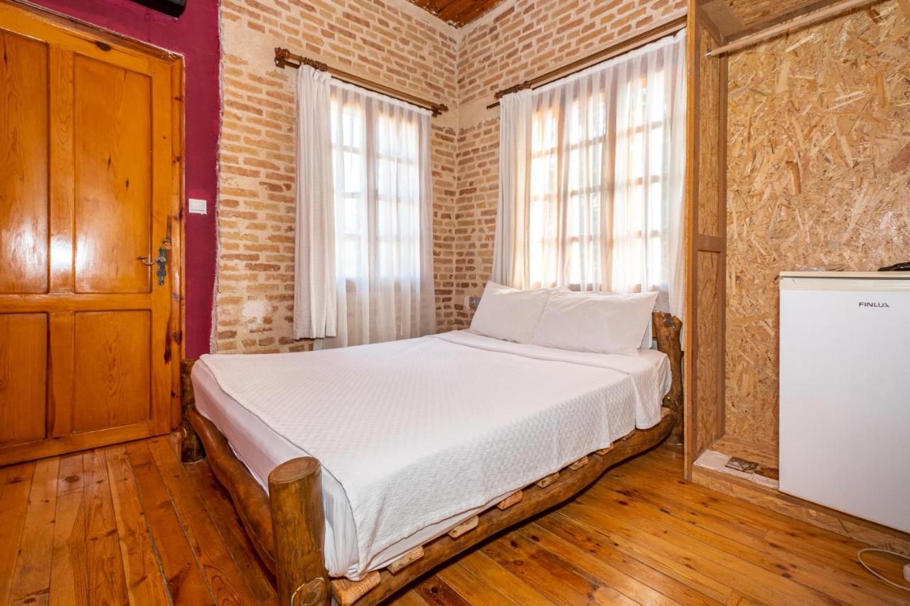 Otel Wood House Анталья Экстерьер фото
