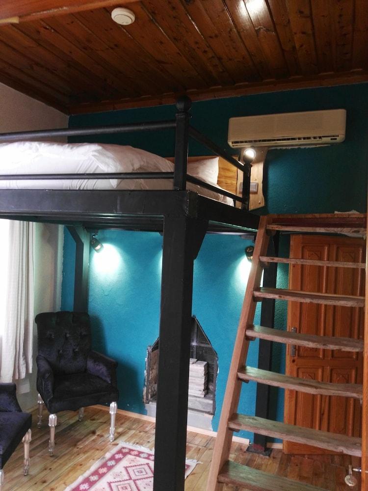 Otel Wood House Анталья Экстерьер фото