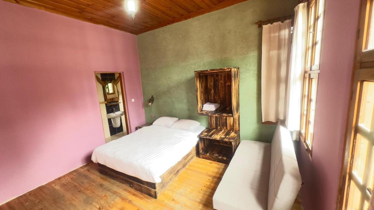 Otel Wood House Анталья Экстерьер фото