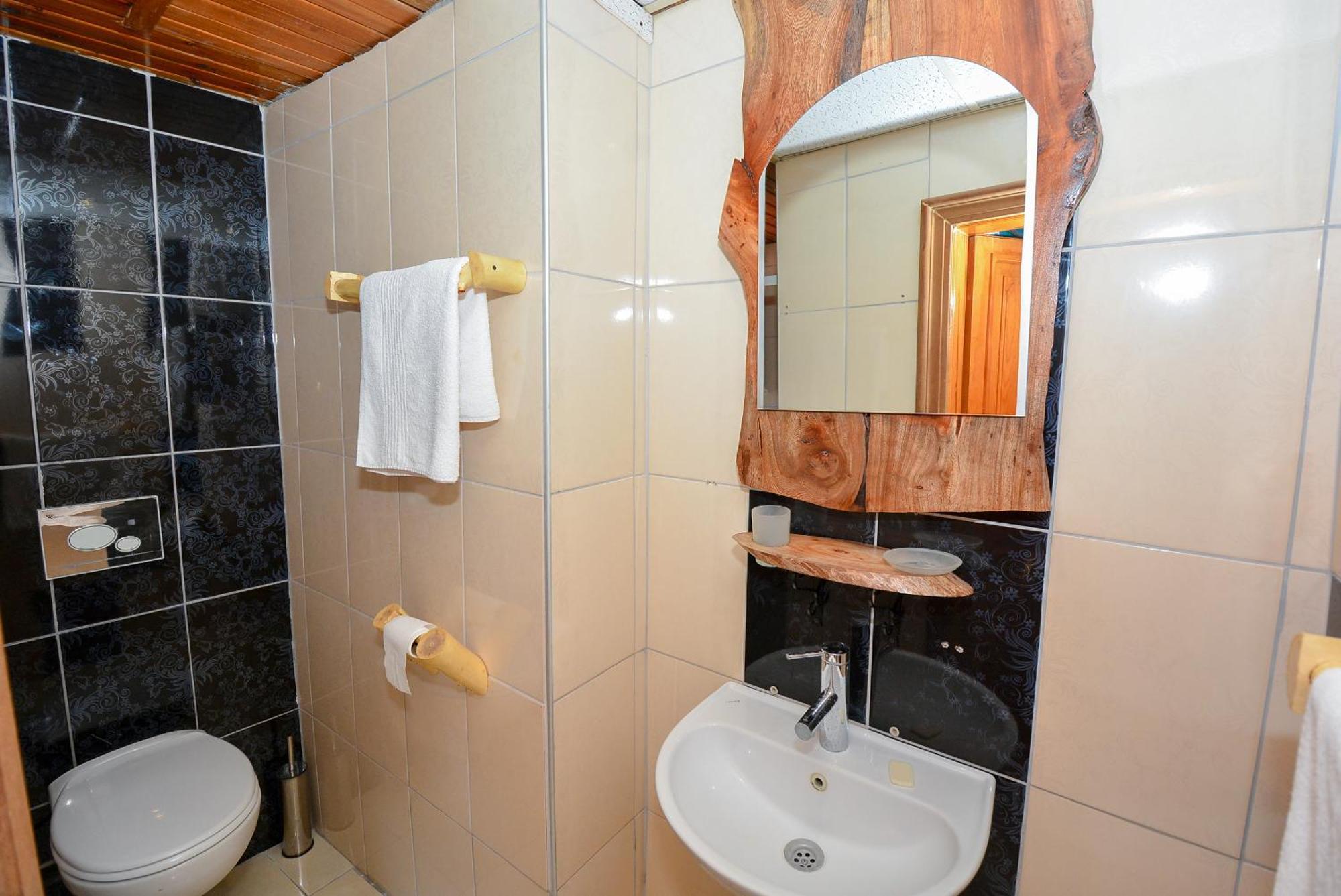 Otel Wood House Анталья Экстерьер фото