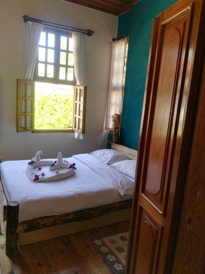 Otel Wood House Анталья Экстерьер фото