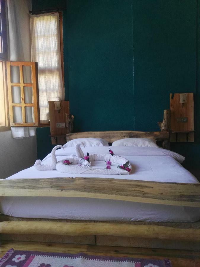 Otel Wood House Анталья Экстерьер фото